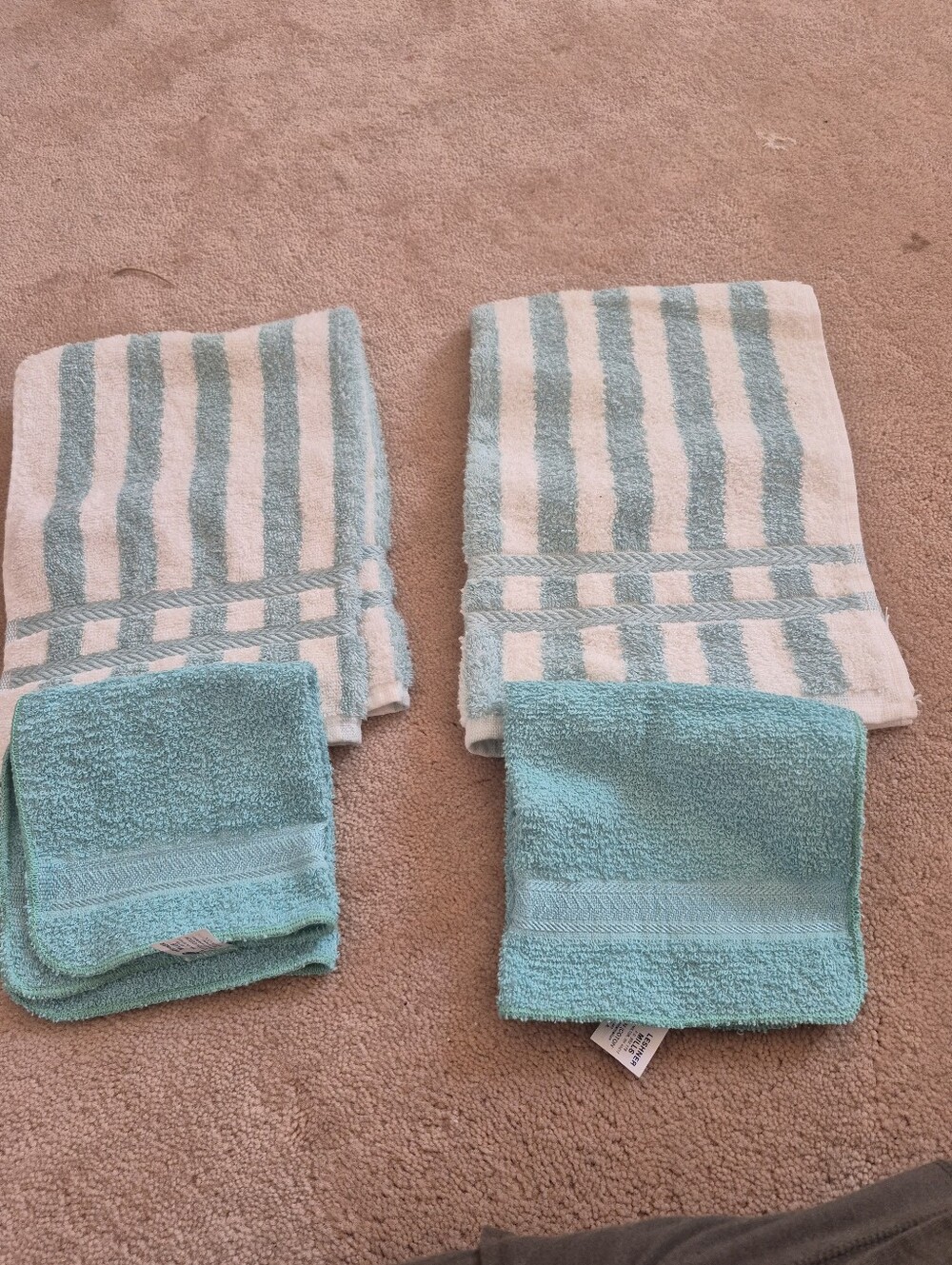 2 sets of face towels and hand towels mint green and mint green and white New